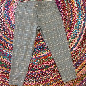 SOLD ❌❌ Zara Cropped Trousers